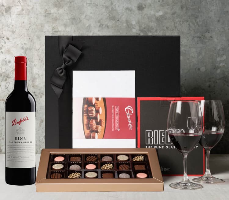 Congratulations_with_Red_Wine