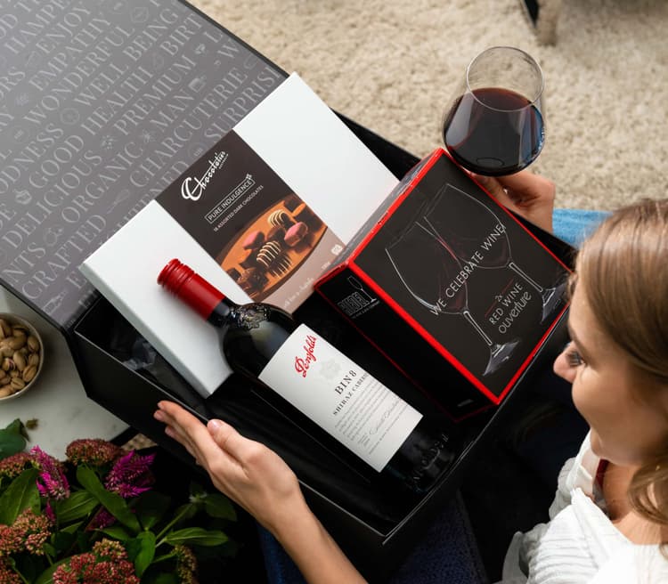 congratulations_with_red_wine_HR_1