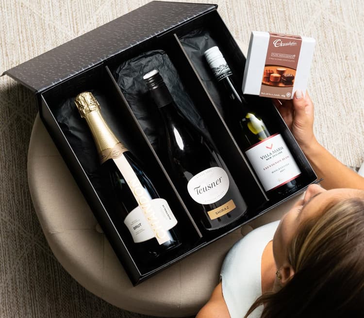 wine_trio_gift_hamper_LR